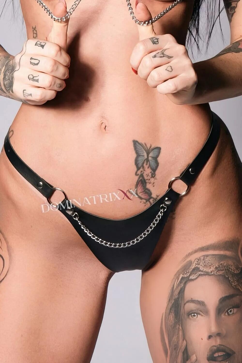 Strappy Lingerie Set with Choker – 4 Piece Set